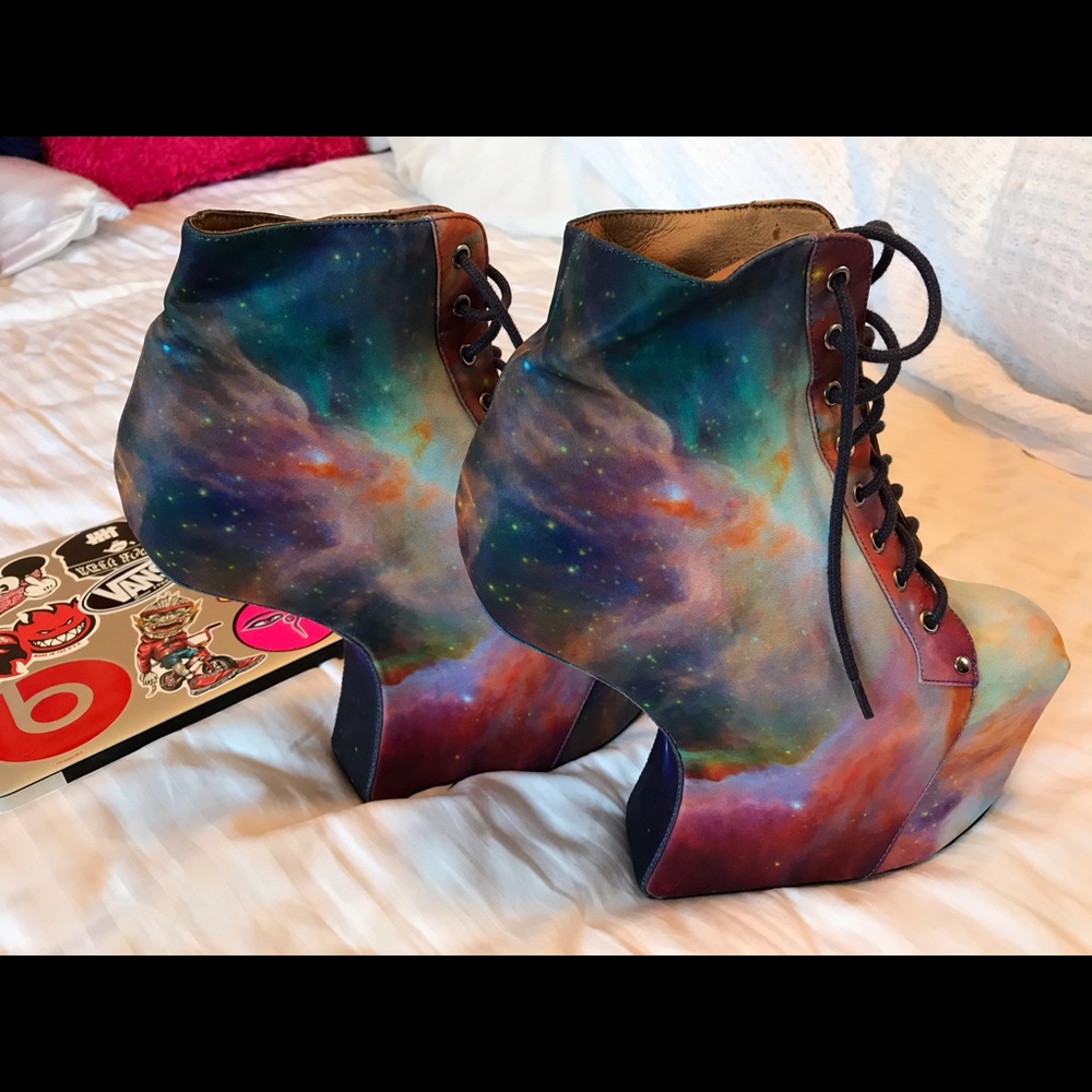 Woman shoes